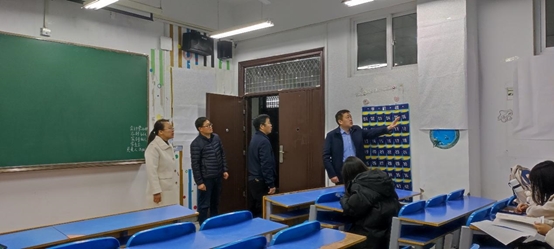 黄淮学院国际教育学院开展实验室安全检查工作